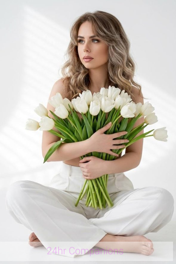 Naughty Ruby Brunette 24hr Companions Escorts