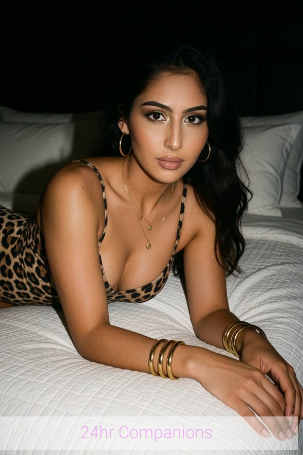 Incall Fleur Brunette 24hr Companions Escorts