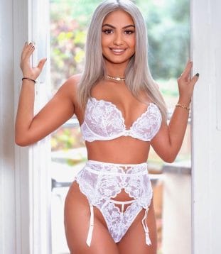 Delia Blonde 24hr Companions Escorts